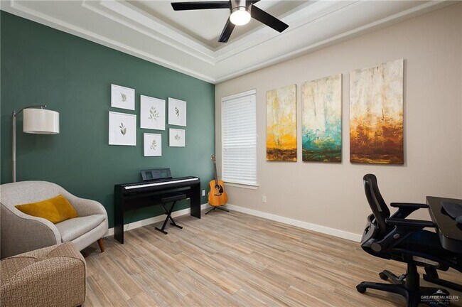 Building Photo - 16 Manchester Dr