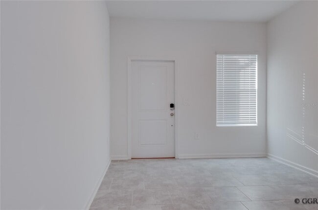 Building Photo - 3239 Laurent Lp
