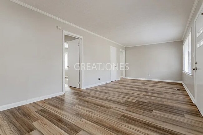 Building Photo - 4346 Pinebrook Dr