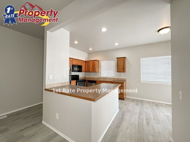 Building Photo - 872 N Bonsai Ln