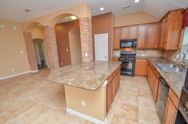 Building Photo - 7114 Cornflower Ln