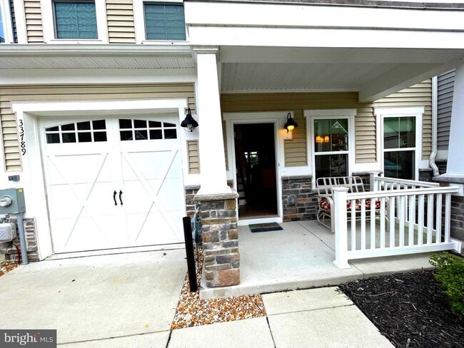 Building Photo - 33789 Freeport Dr