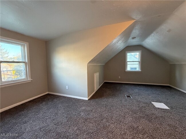 Building Photo - 4468 E 156th St