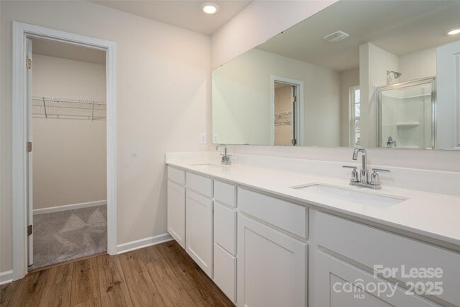 Building Photo - 108 Rock Ave