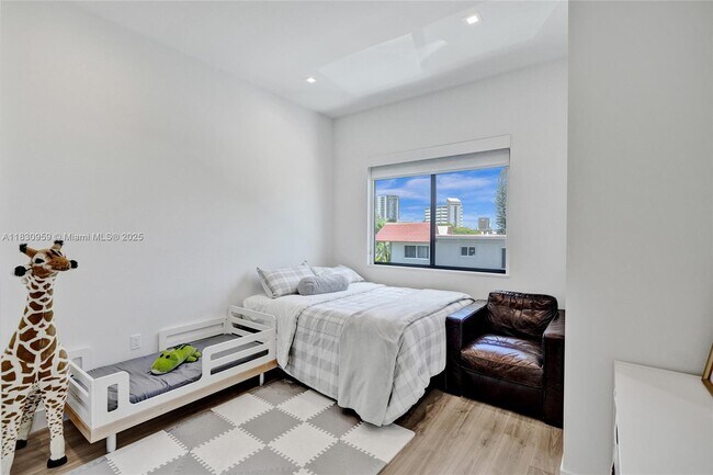 Building Photo - 7759 SW 99th St