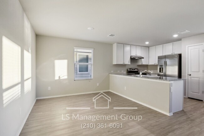 Building Photo - 10546 Varmus Dr