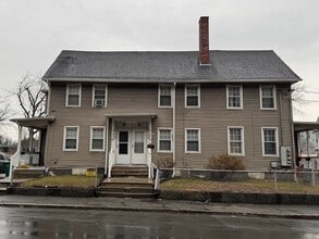 Building Photo - 281 E Merrimack St
