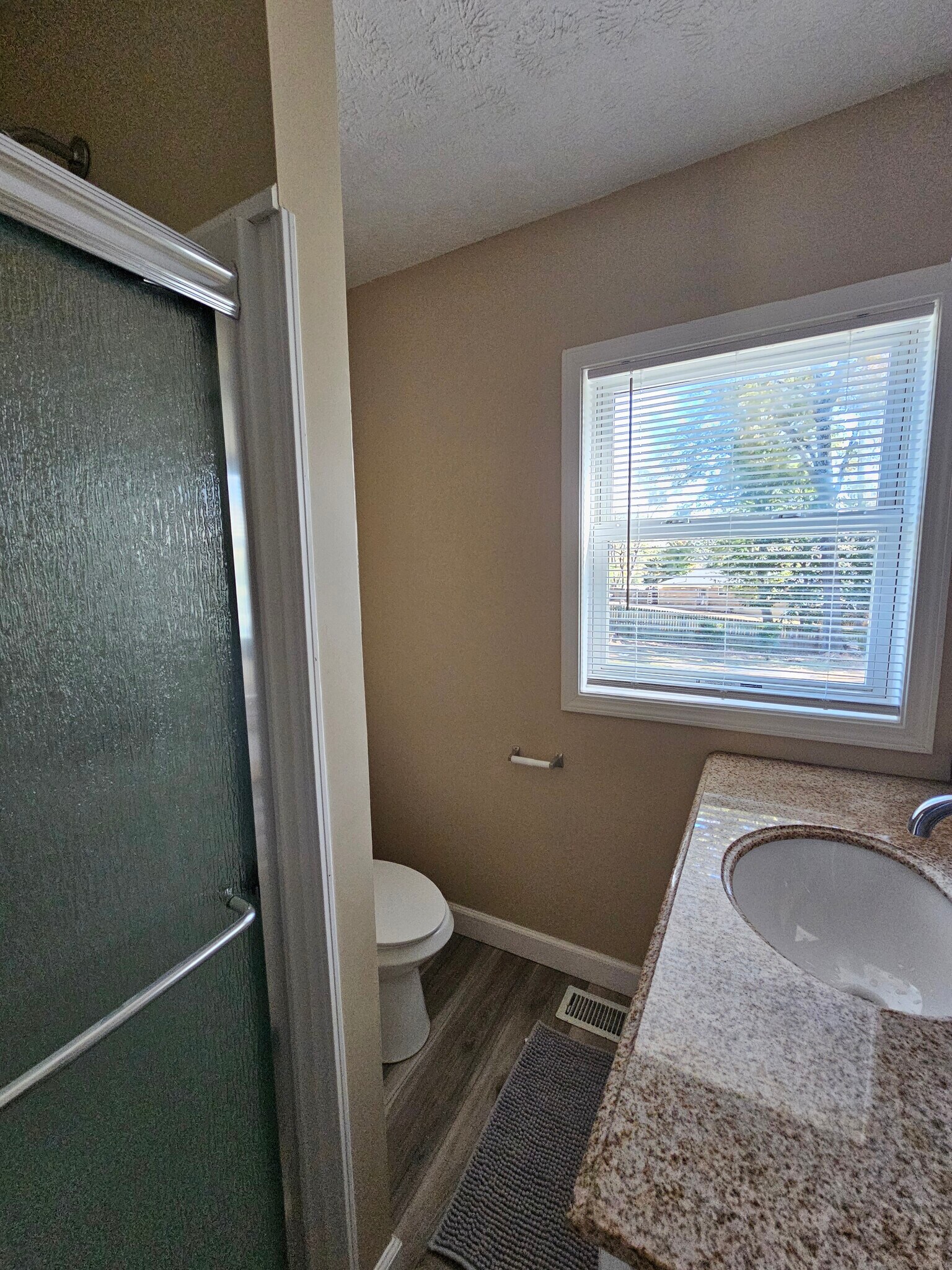 Building Photo - 1780 Crestridge Dr SE