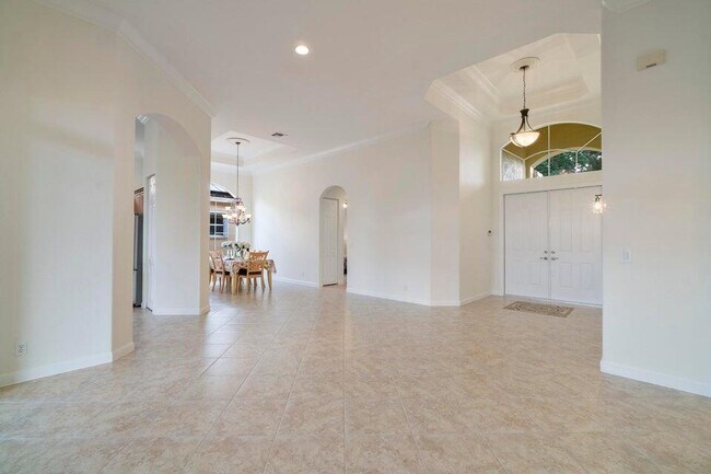 Building Photo - 8122 Driggs Hill