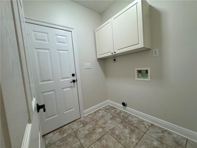 Building Photo - 5544 Fairfield Pl