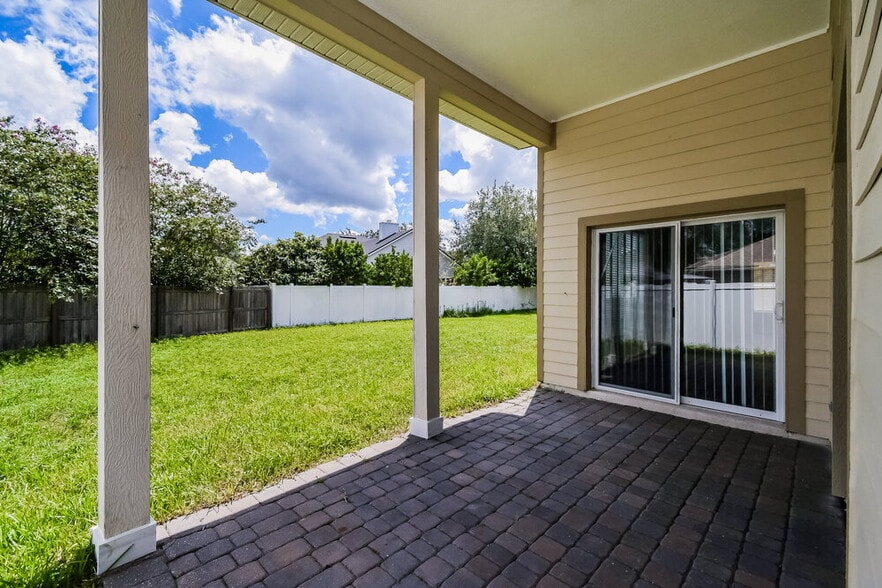 Building Photo - 3325 Horseshoe Trail Dr