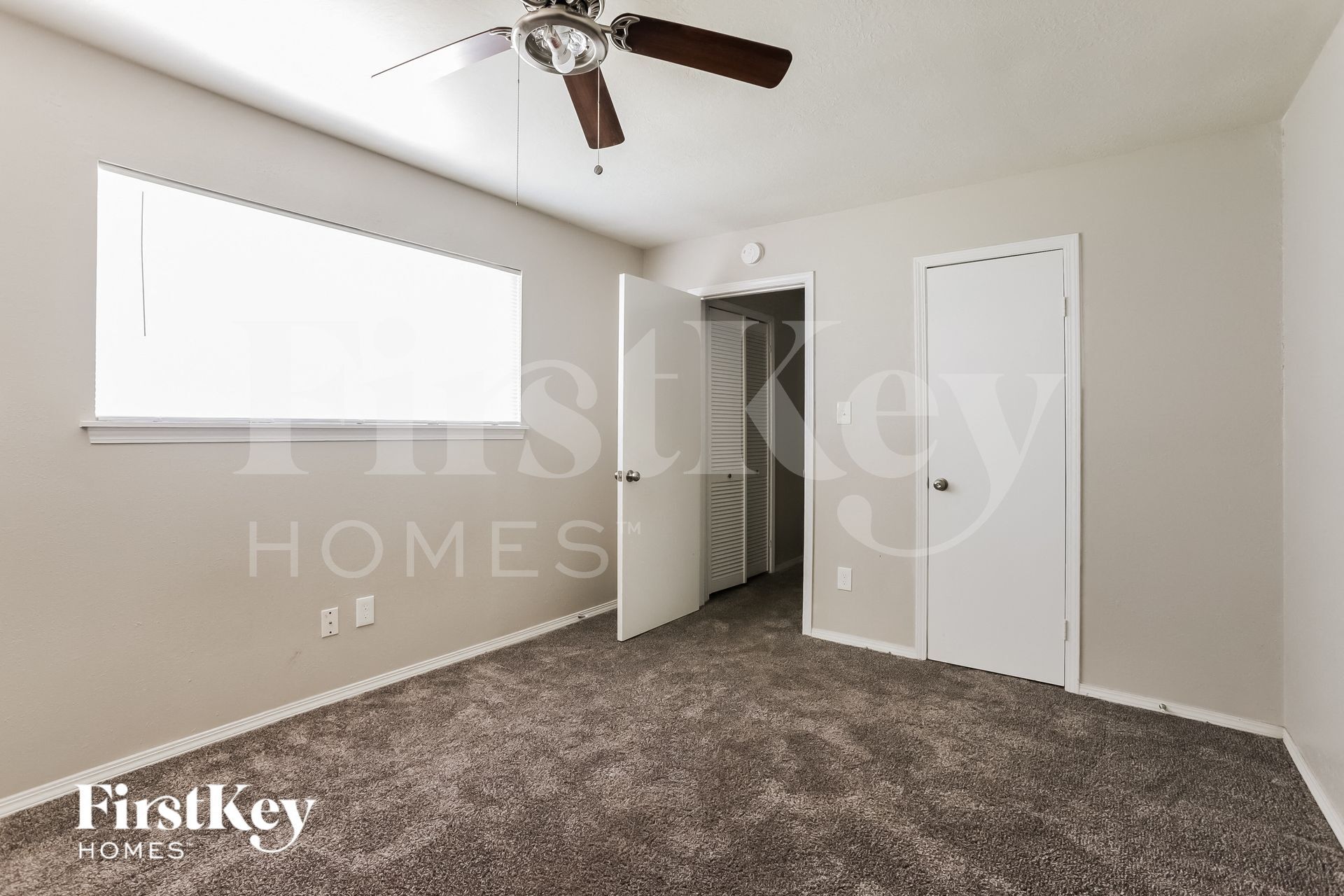 Building Photo - 3303 Sycamore Springs Dr