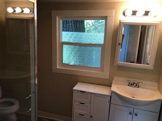 Building Photo - 475 E 7th St