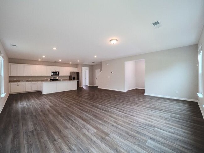 Building Photo - 287 Golden Eagle Pkwy