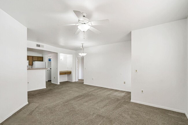 Building Photo - Morningstar Casitas Condo #308