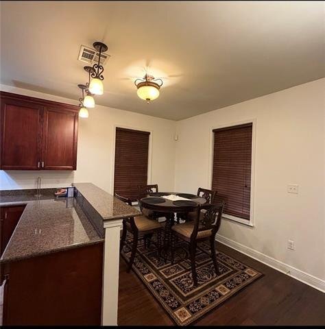 Building Photo - 9438 Forshey St