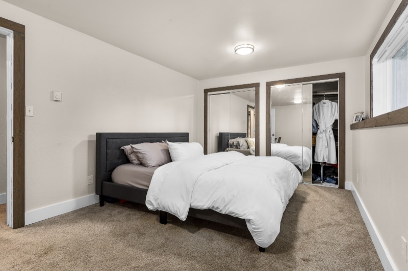 Building Photo - 240 Dakota Ave