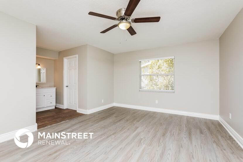 Building Photo - 1580 Banks St