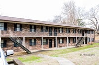 Building Photo - 129 Hillcrest Dr