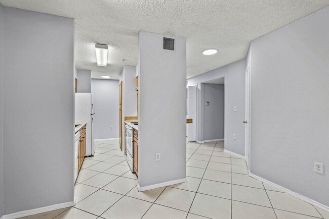 Building Photo - 2305 N Congress Ave