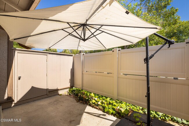 Building Photo - 28801 Conejo View Dr