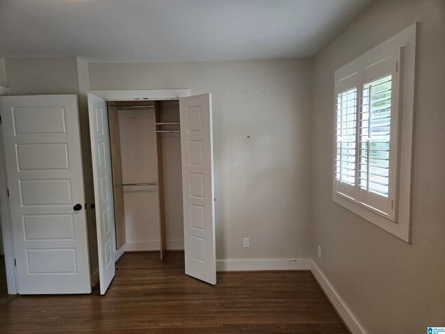Building Photo - 109 Knoll Crest Dr