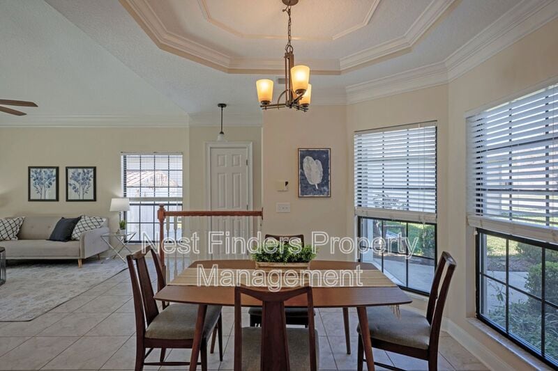 Building Photo - 2958 Lantana Lakes Dr E