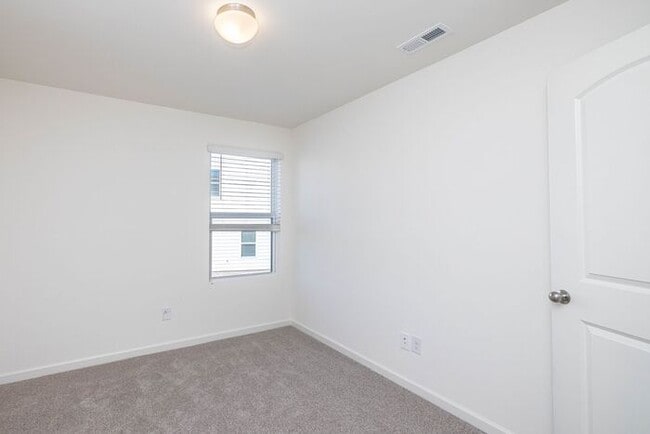 Building Photo - 4 Bedroom Home Piedmont School District - AVAILABLE FEBRUARY 2026