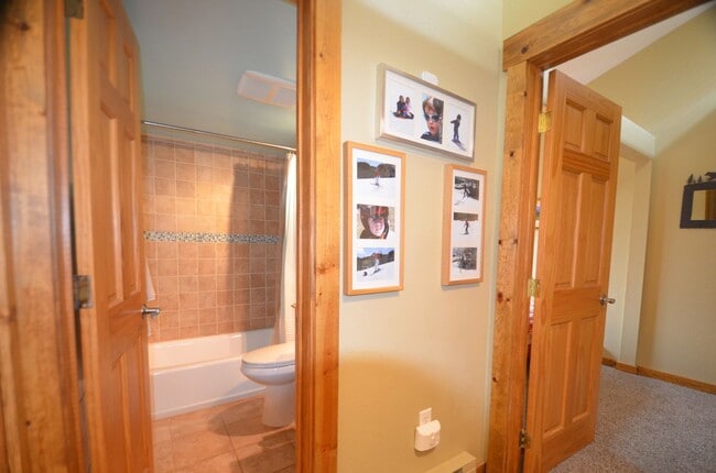 Building Photo - Flexible lease terms! Year available! Pets Negotiable!  Walk to town, community hot tub!