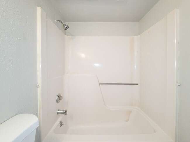 Building Photo - 24202 4 Sixes Ln