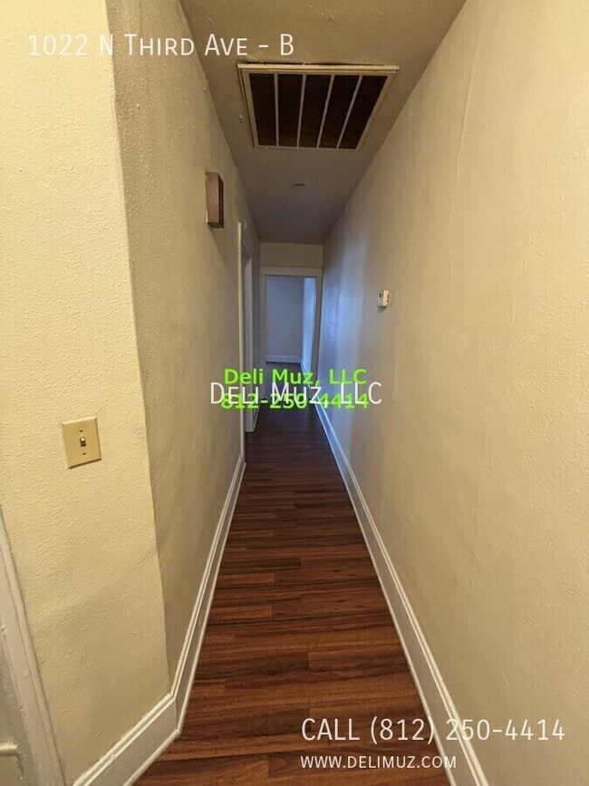 Building Photo - 1022 N Third Ave-B