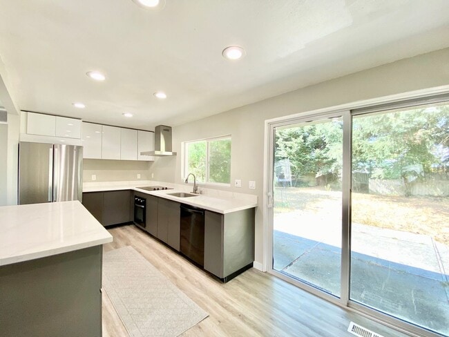 Building Photo - Great Home for rent