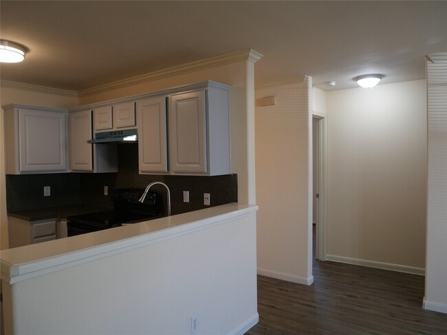 Building Photo - 11802 Greenshire Dr