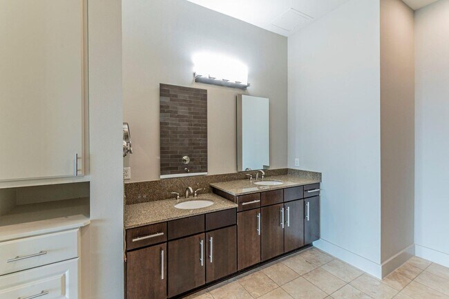 Building Photo - Exclusive wastside condo now available!