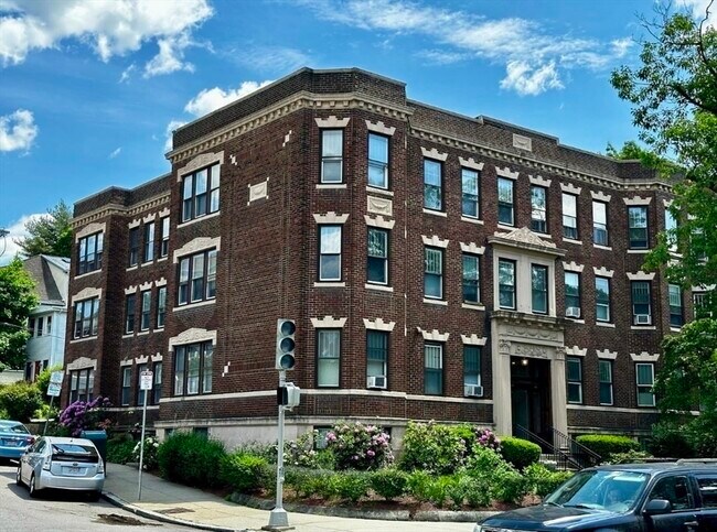 Building Photo - 224 Jamaicaway