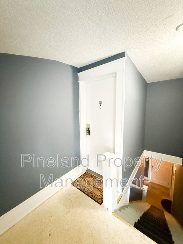 Building Photo - 3410 Hill St