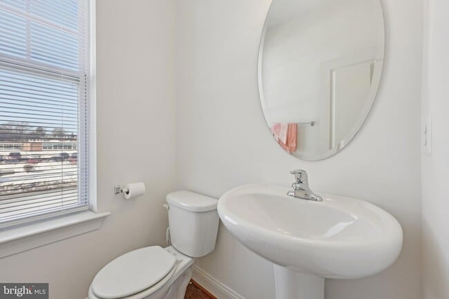 Building Photo - 7206 Wood Mdw Wy