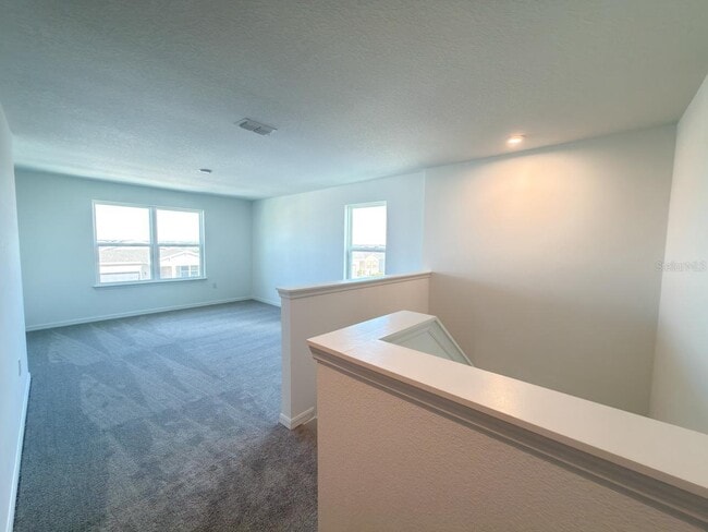 Building Photo - 1327 Normandy Dr