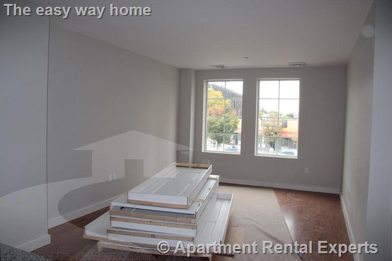 Building Photo - 632 Massachusetts Ave