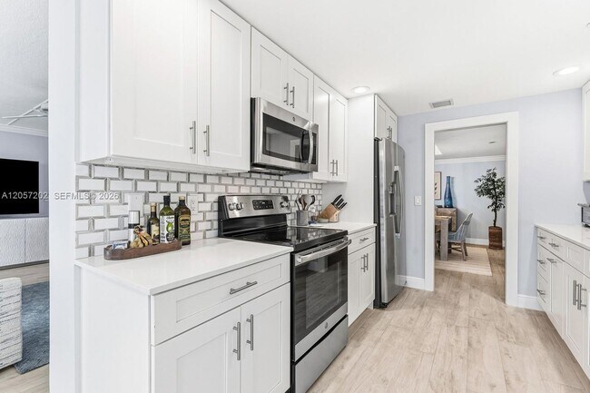 Building Photo - 500 Ocean Dr