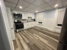 Building Photo - 12 Charlton St