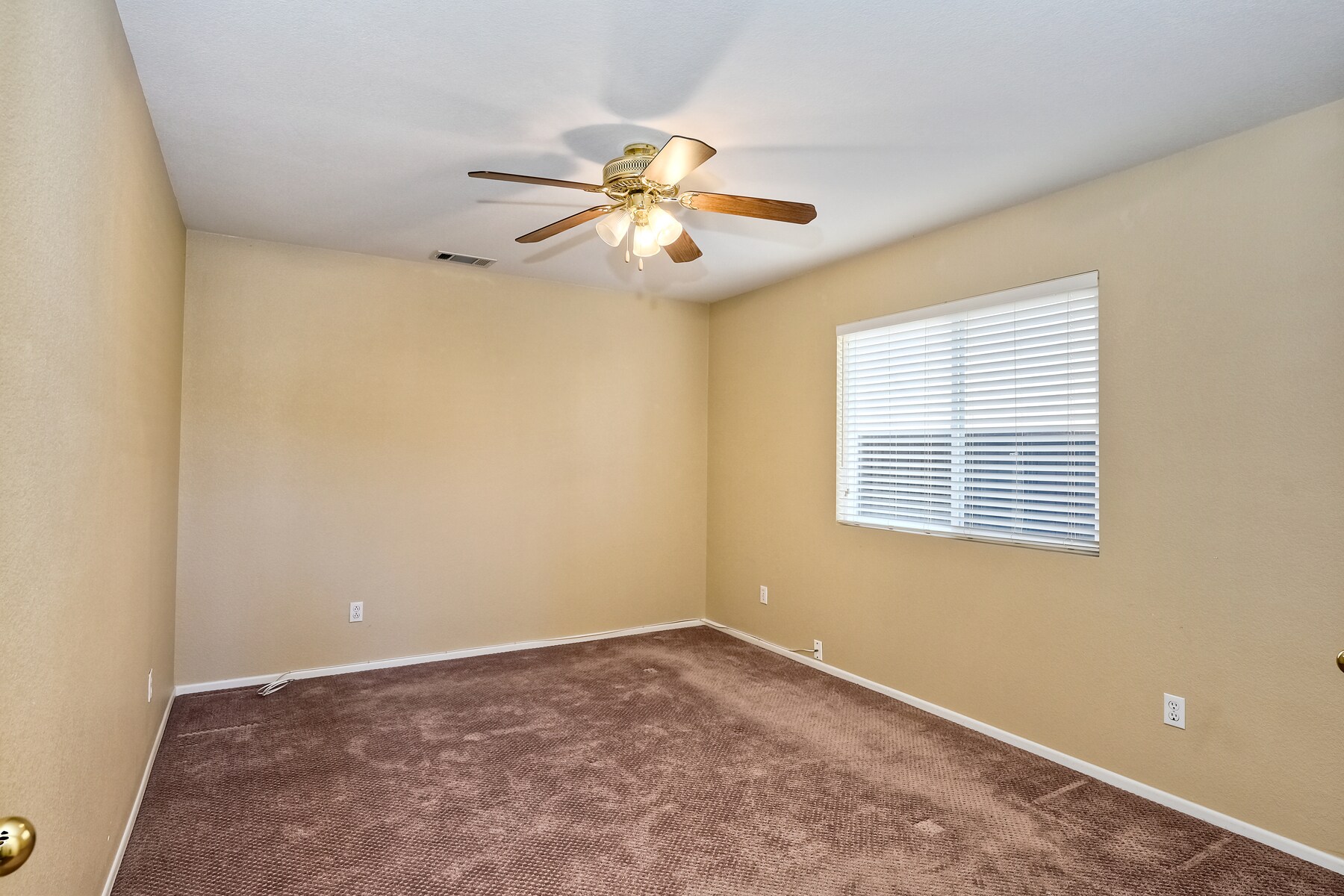 Building Photo - 44401 Penbrook Ln