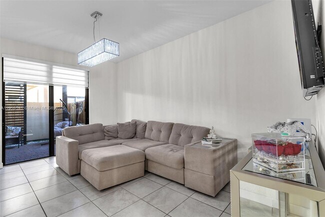 Building Photo - 11413 SW 252nd Ter