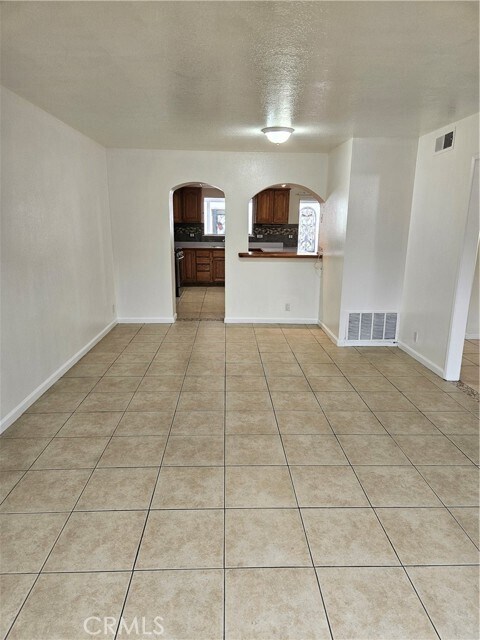 Building Photo - 15271 Cadiz Dr