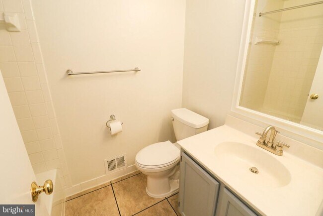 Building Photo - 5933 Grisby House Ct