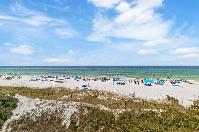 Building Photo - 100 S Spooky Ln