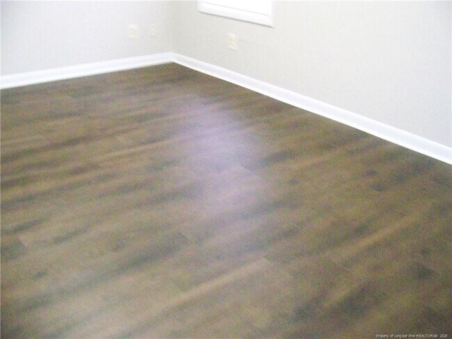 Building Photo - 663 Bartons Landing Pl