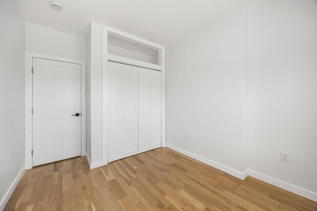 Building Photo - 294 Hoboken Ave