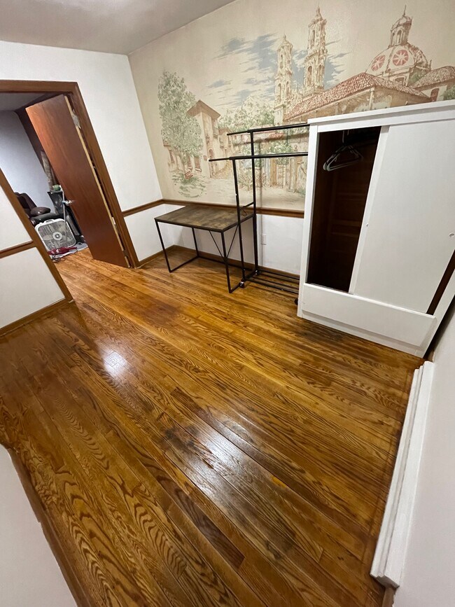 Building Photo - 91 Brown St