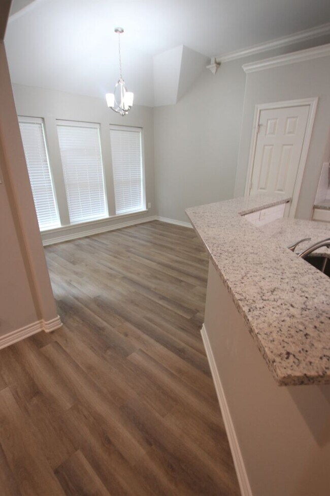 Building Photo - Coming Soon! - Beautiful 3 Bedroom, 2 Bath Home in Tyler! Gated Community!